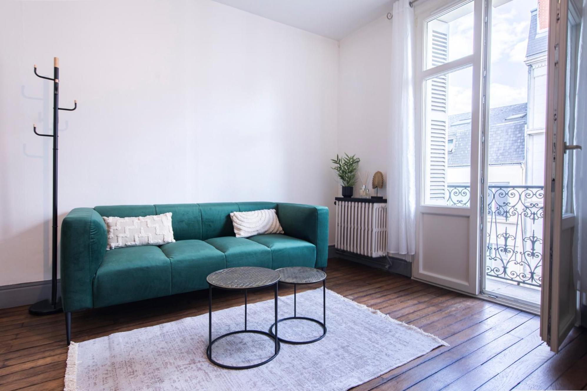 Appartement Avec Balcon A 250 M De La Gare, Hyper Centre Tours Exterior photo